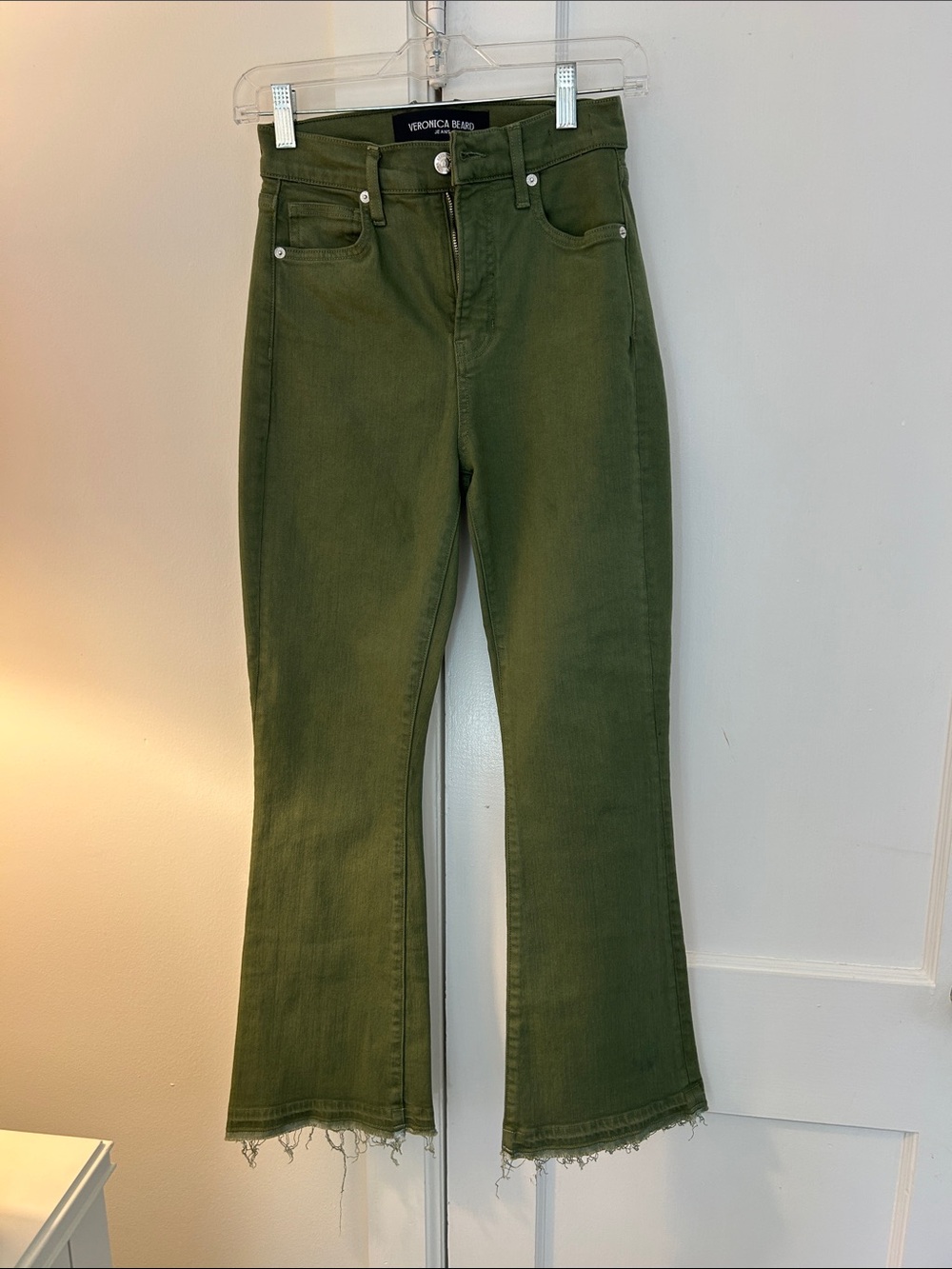 NWT Veronica Beard Carson Kick Flare olive Green Size 26